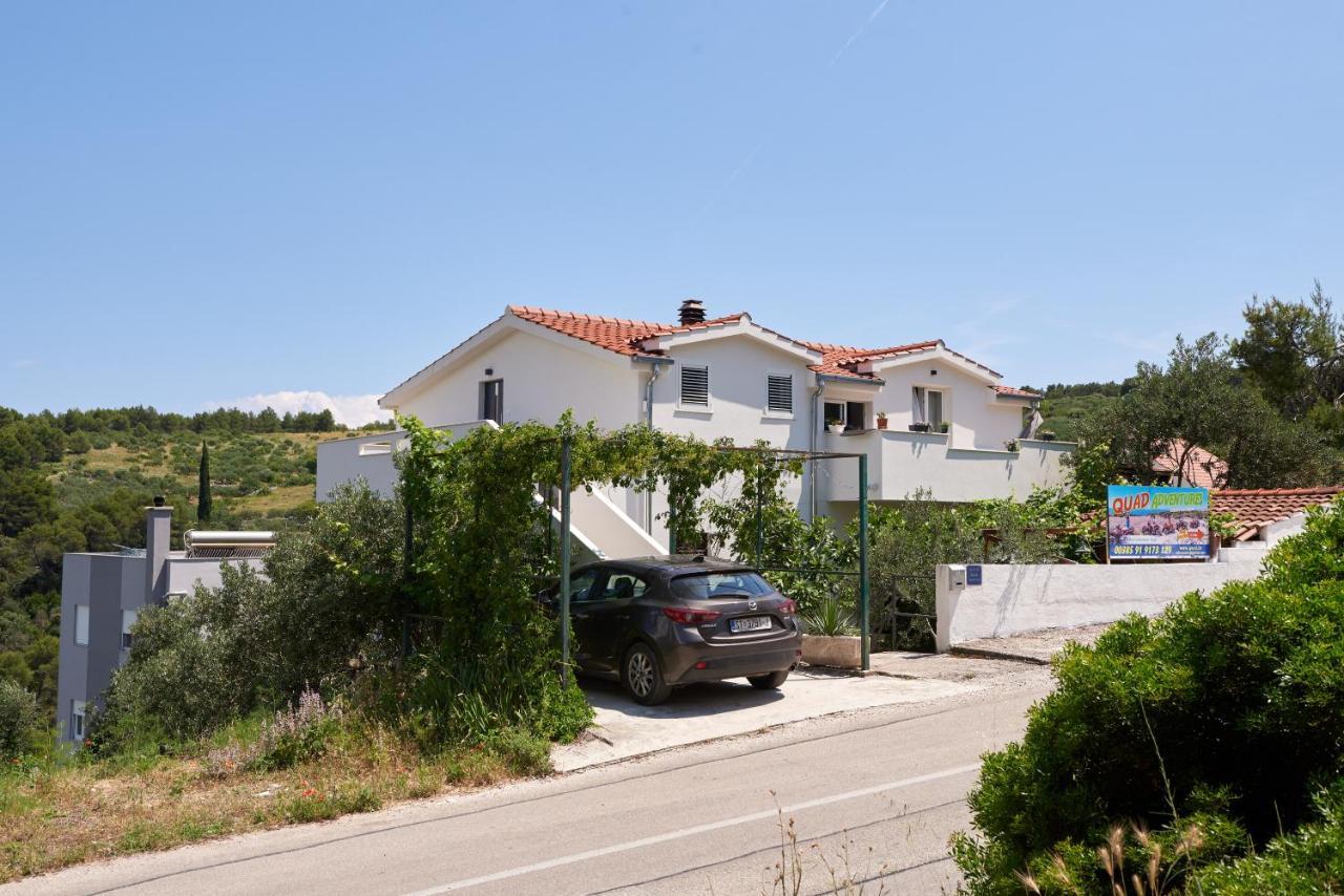 Guesthouse Aria Трогир Экстерьер фото
