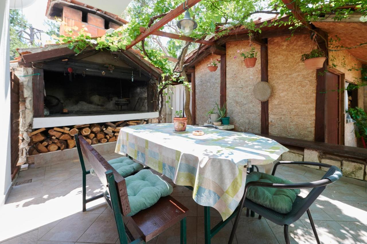 Guesthouse Aria Трогир Экстерьер фото