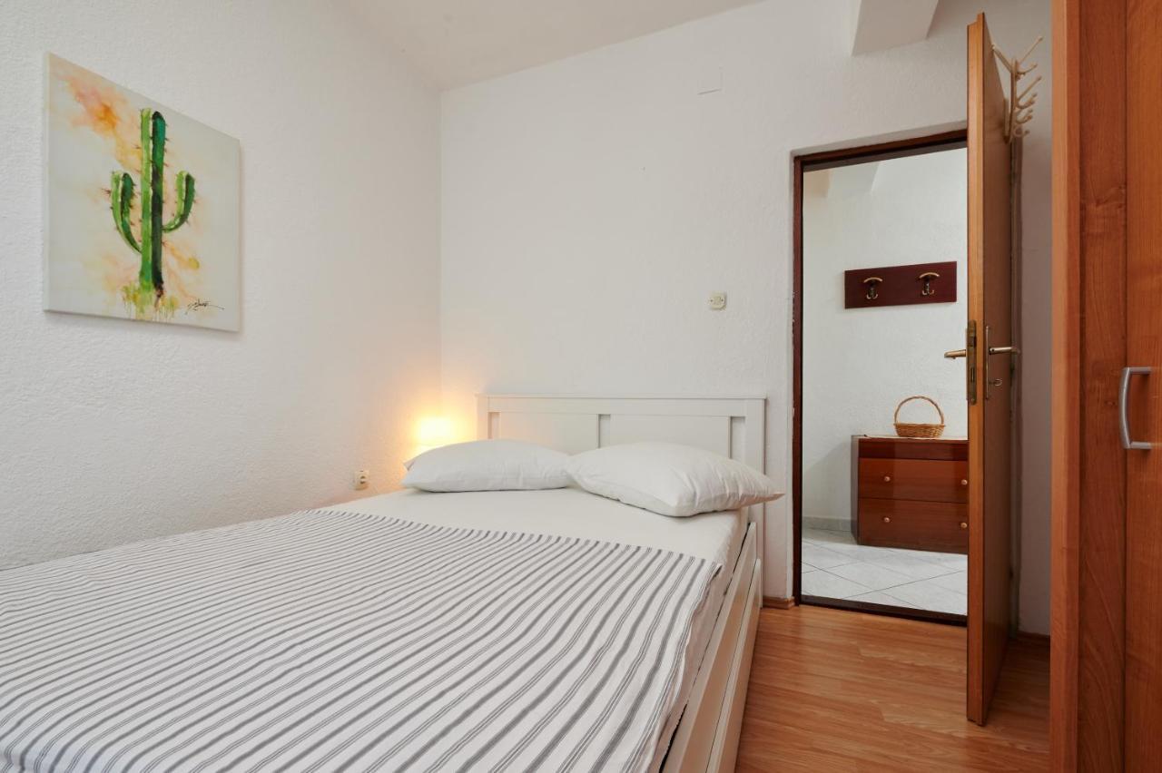 Guesthouse Aria Трогир Экстерьер фото
